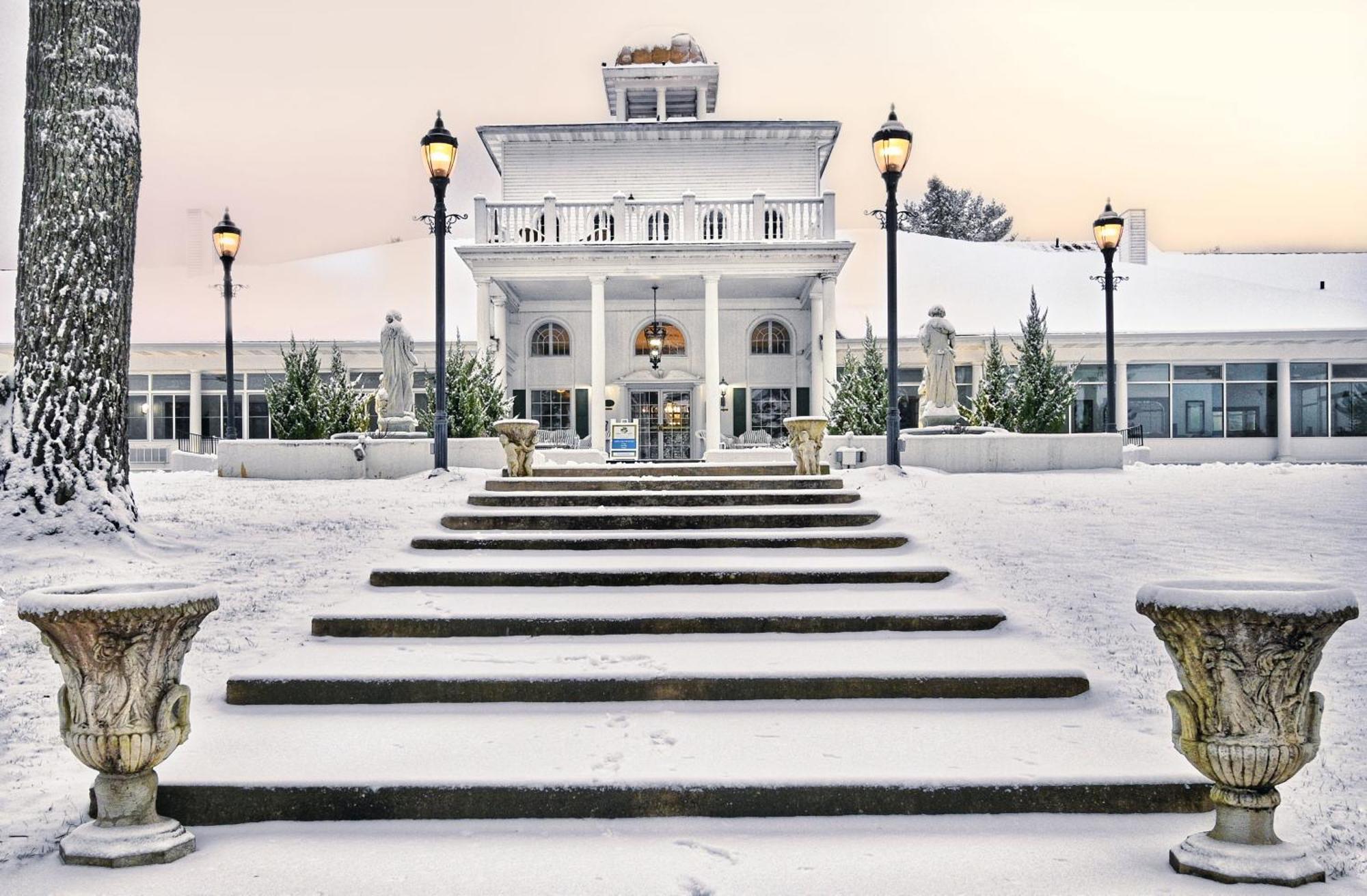 Four Seasons Island Resort Pembine Екстериор снимка