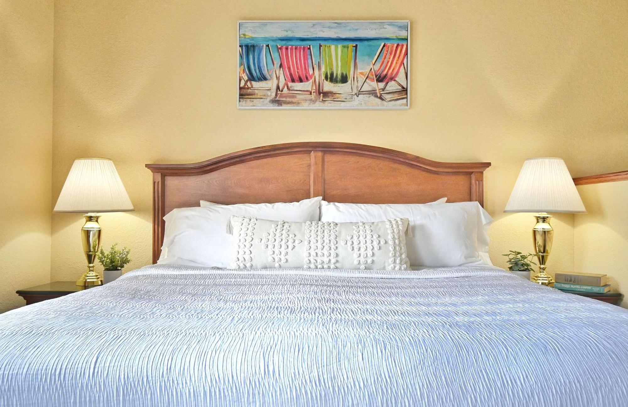 Four Seasons Island Resort Pembine Екстериор снимка